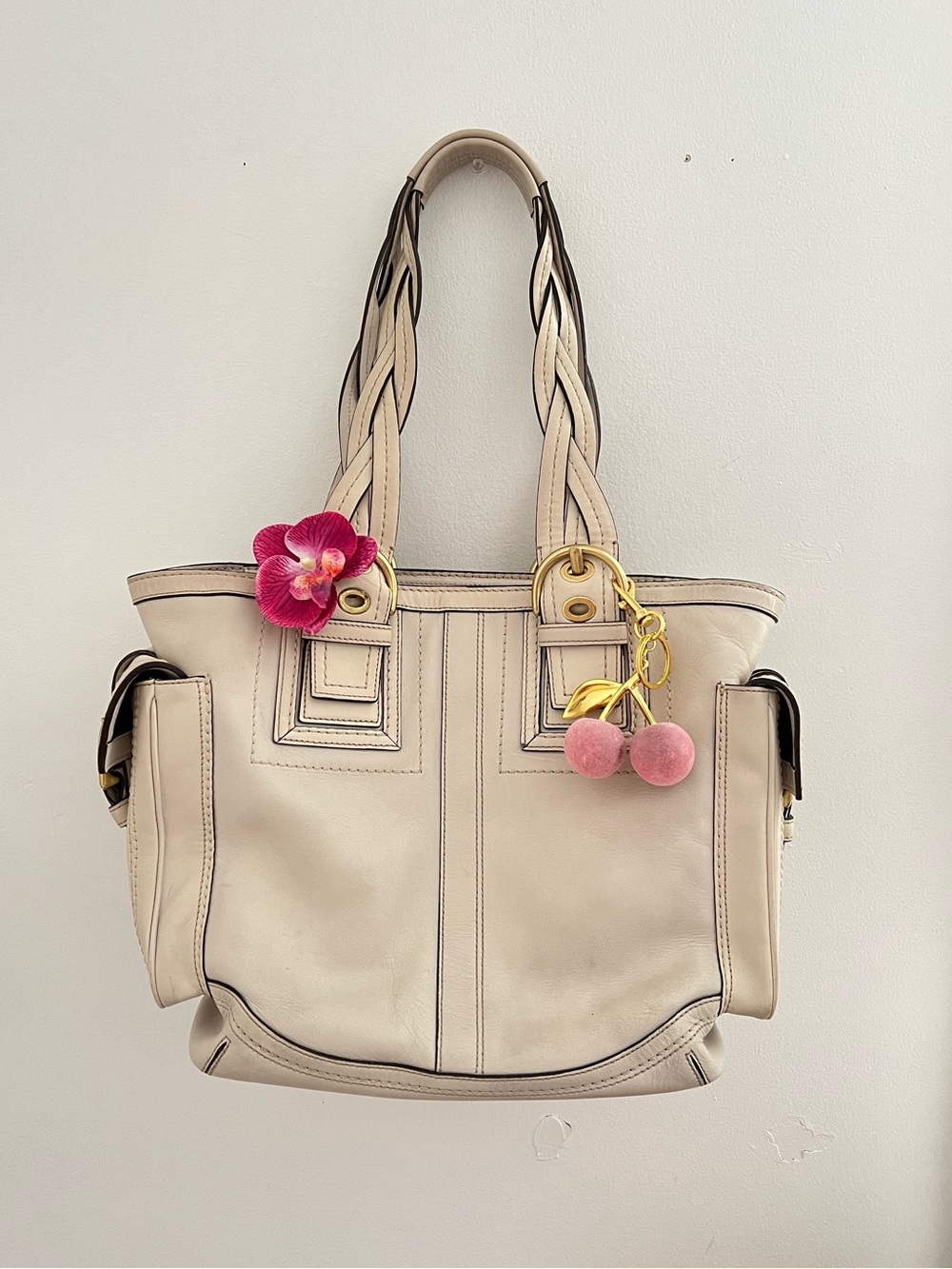 Coach Vintage Cream Leather Tote Bag